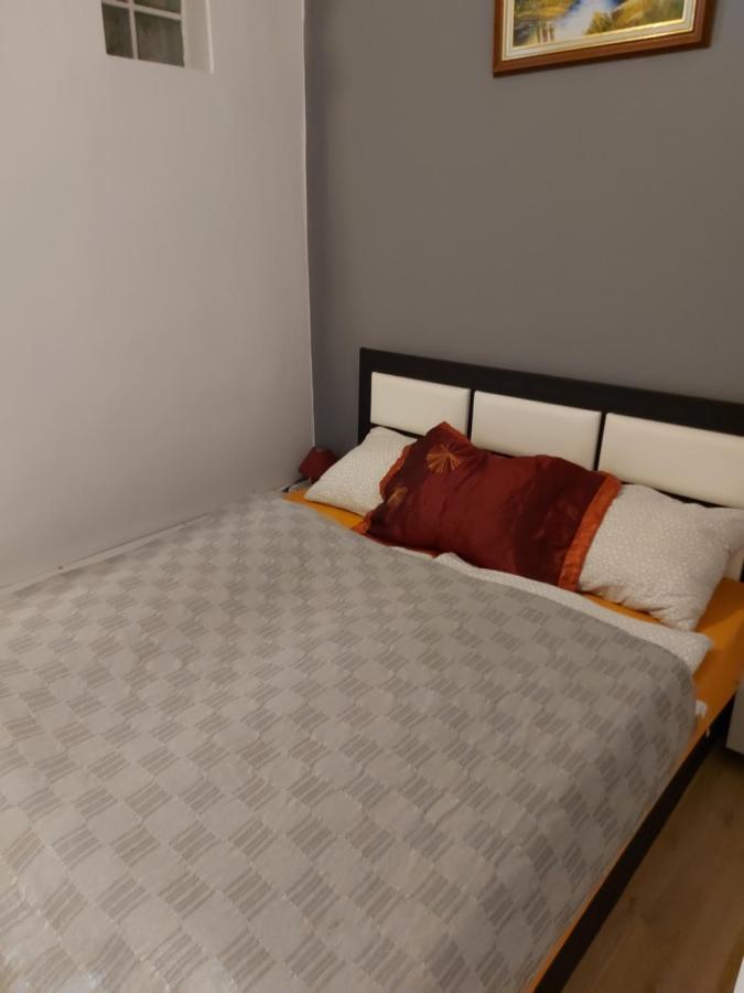 Апартаменти Corner Apartman 2 Шіофок Екстер'єр фото